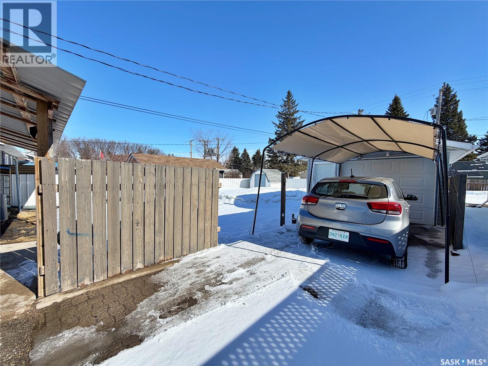 811 Willow Street, Moosomin, Saskatchewan  S0G 3N0 - Photo 38 - SK030189