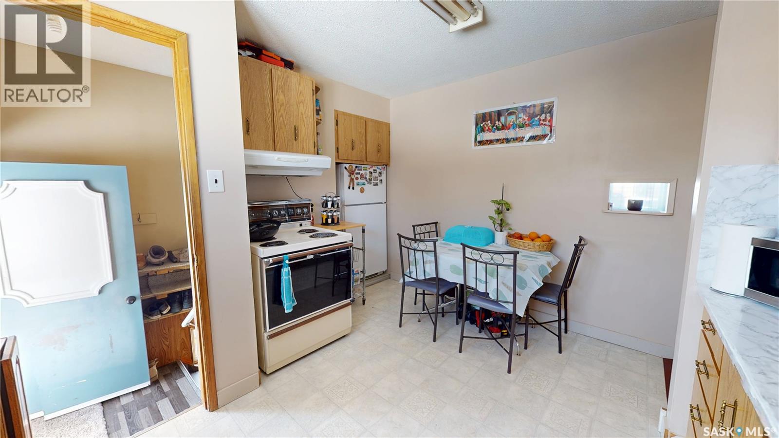 811 Willow Street, Moosomin, Saskatchewan  S0G 3N0 - Photo 5 - SK030189