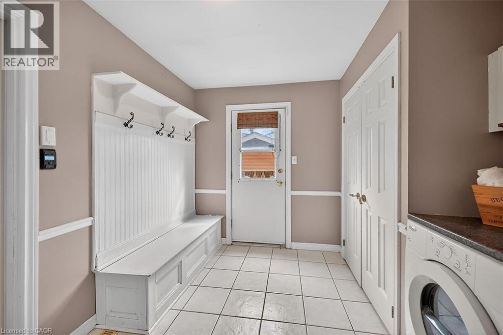 208 Meadowbrook Drive, Ancaster, Ontario  L9G 4P5 - Photo 17 - 40811621