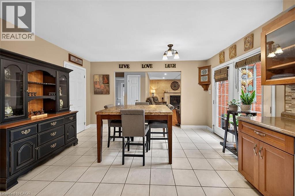 208 Meadowbrook Drive, Ancaster, Ontario  L9G 4P5 - Photo 11 - 40811621