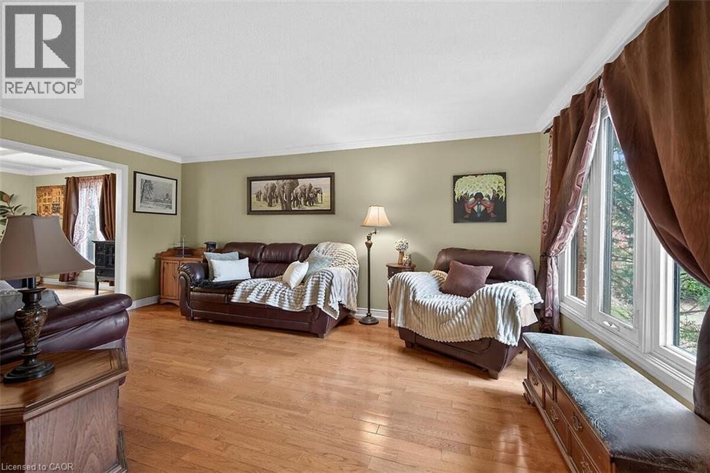 208 Meadowbrook Drive, Ancaster, Ontario  L9G 4P5 - Photo 5 - 40811621