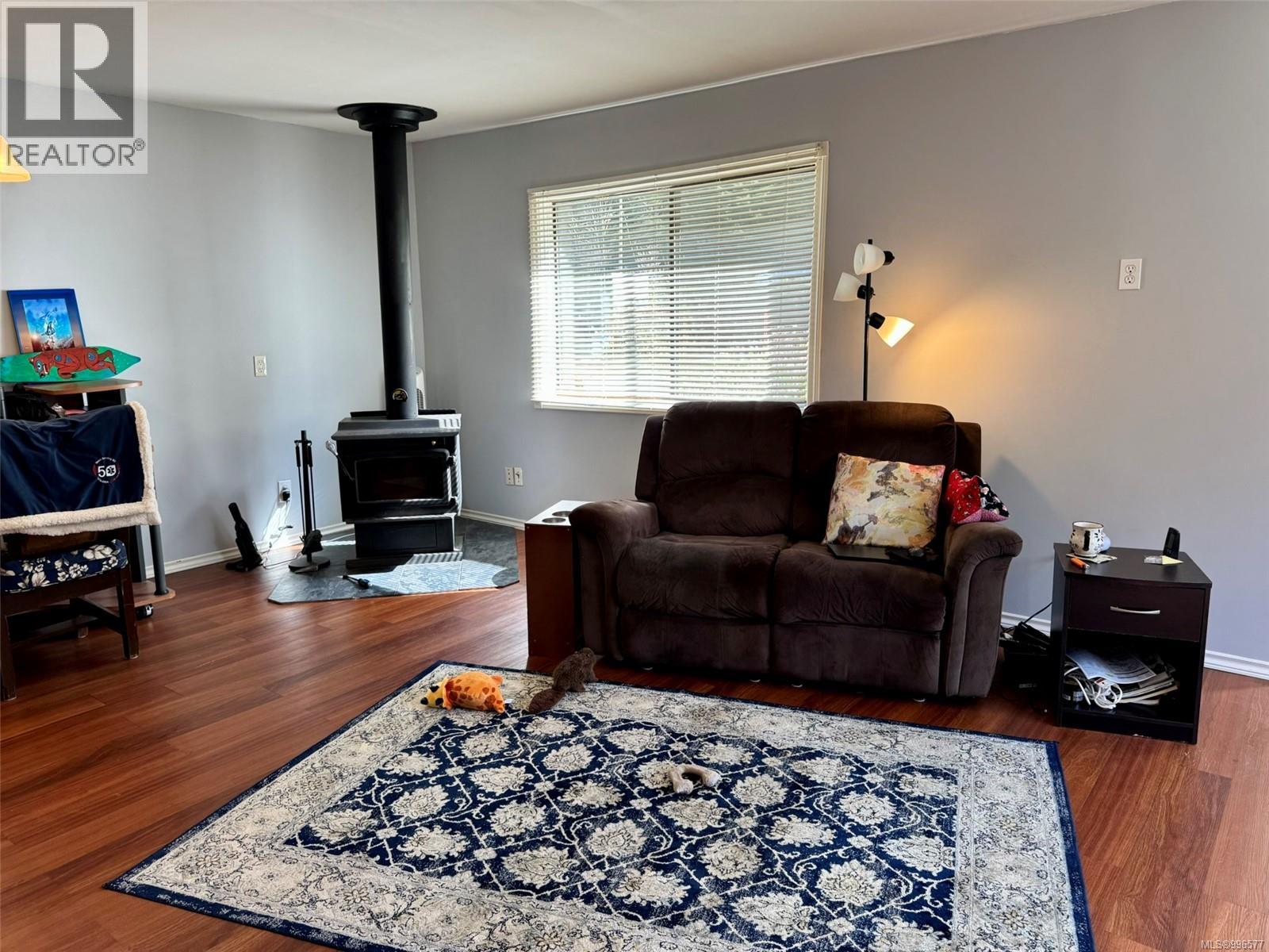 123 Maquinna Ave, Zeballos, British Columbia  V0P 2A0 - Photo 6 - 996577