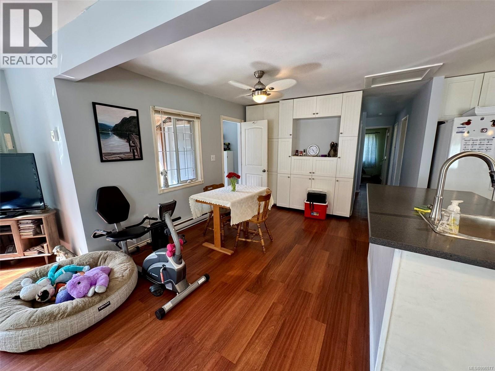 123 Maquinna Ave, Zeballos, British Columbia  V0P 2A0 - Photo 14 - 996577