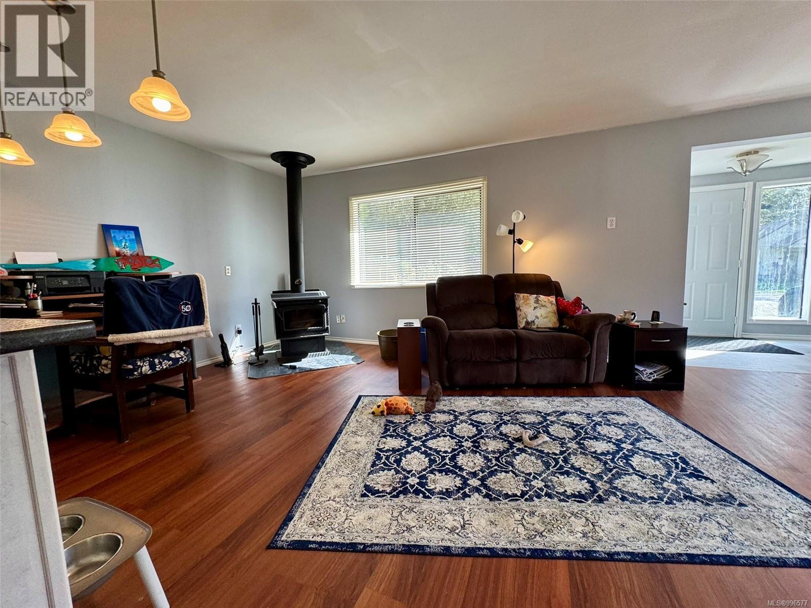 123 Maquinna Ave, Zeballos, British Columbia  V0P 2A0 - Photo 5 - 996577