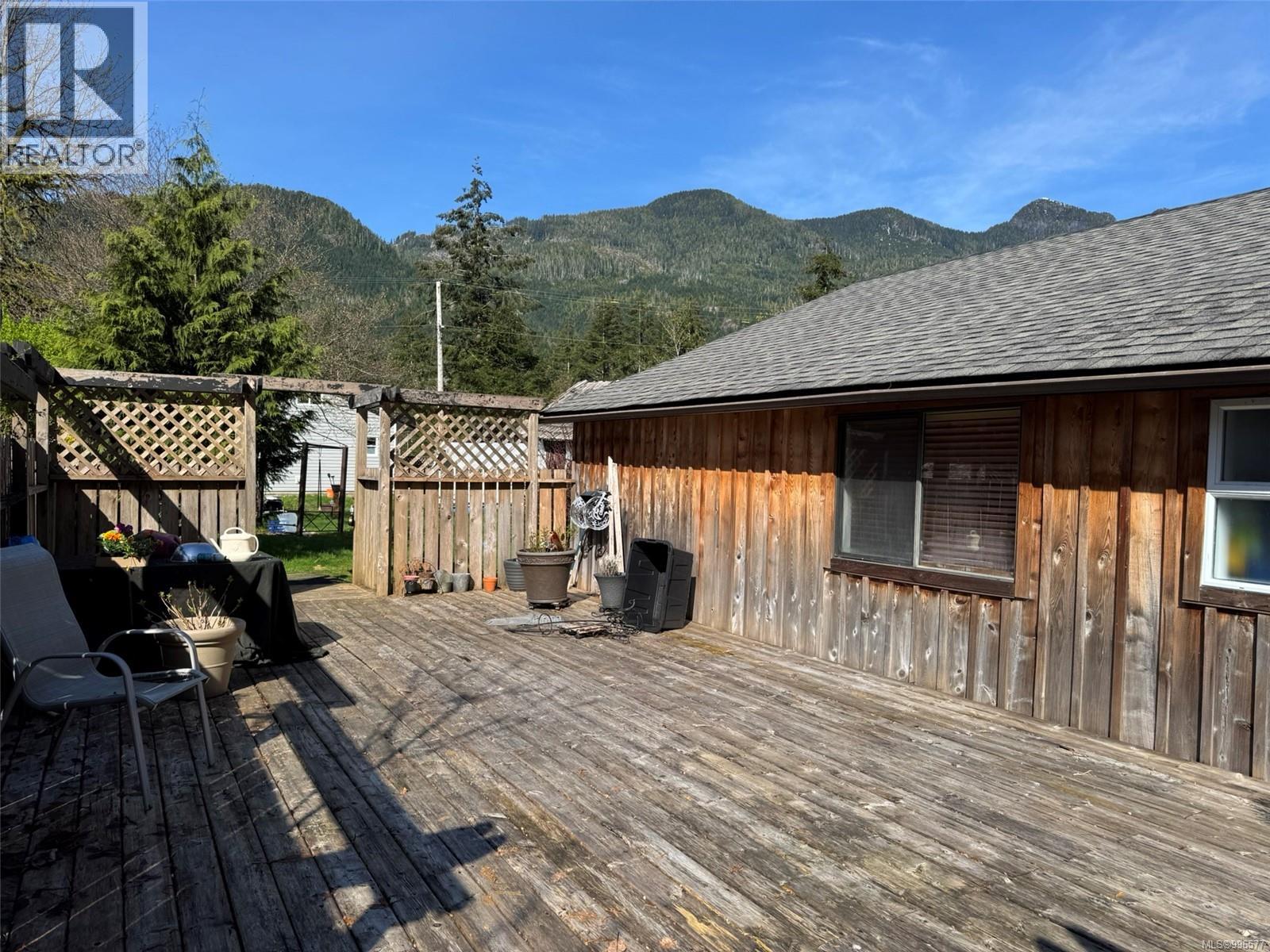 123 Maquinna Ave, Zeballos, British Columbia  V0P 2A0 - Photo 20 - 996577