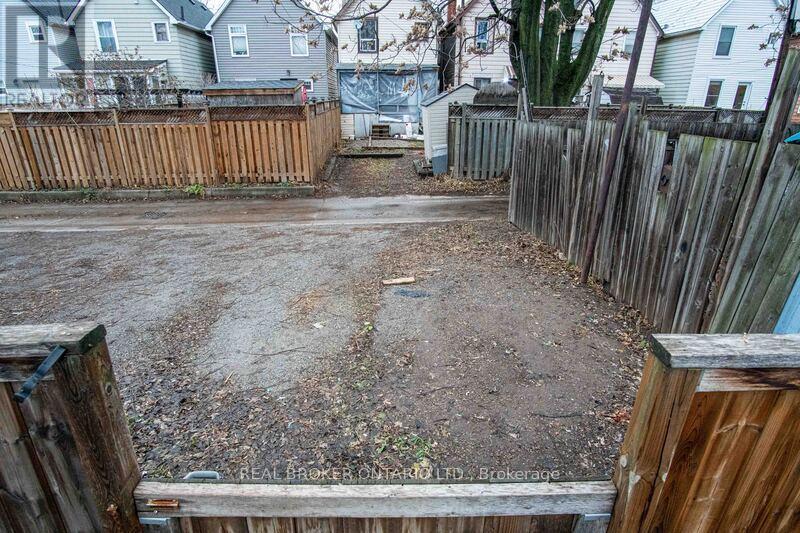 57 Francis Street, Hamilton, Ontario  L8L 3V2 - Photo 32 - X12873380