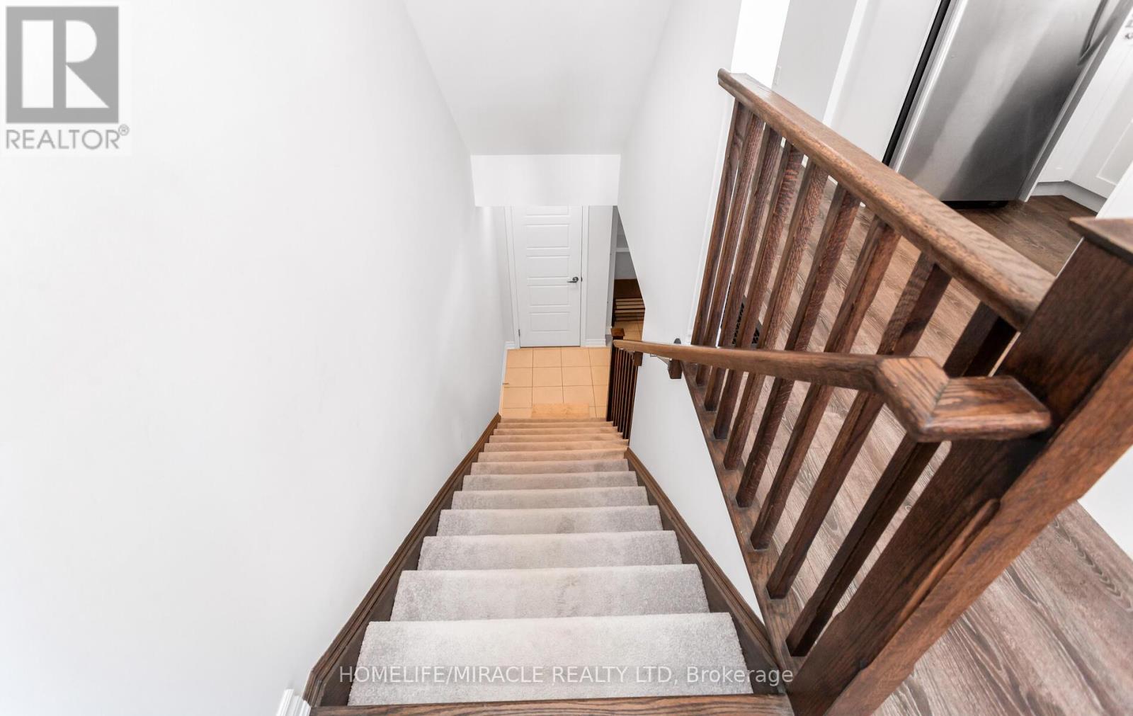 301 Equestrian Way, Cambridge, Ontario  N3E 0C7 - Photo 10 - X12873384