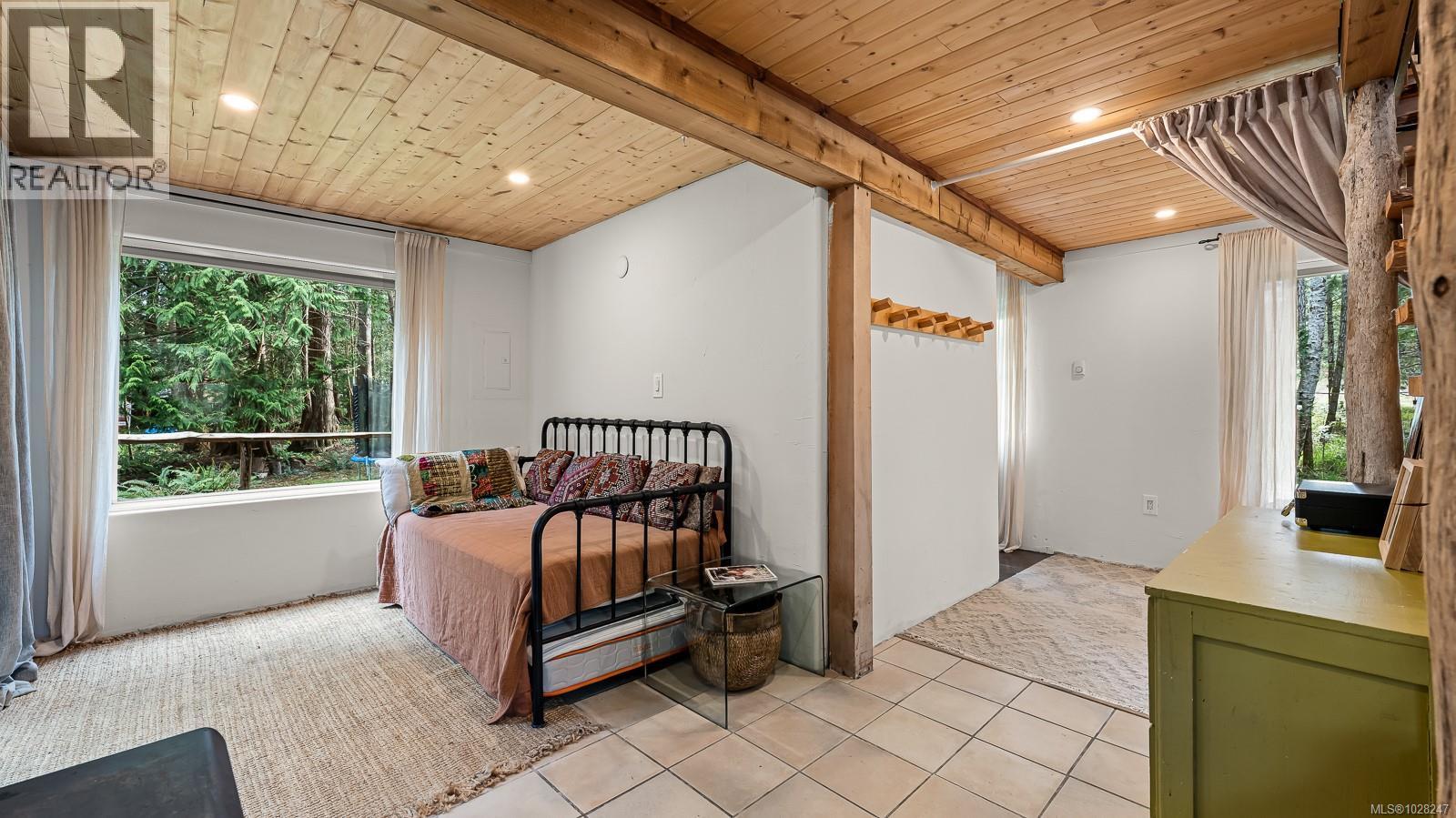 3480 Brigantine Cres, Hornby Island, British Columbia  V0R 1Z0 - Photo 29 - 1028247