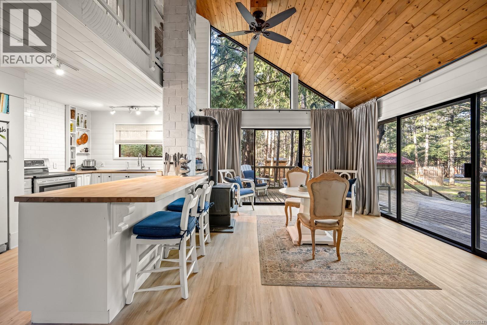 3480 Brigantine Cres, Hornby Island, British Columbia  V0R 1Z0 - Photo 6 - 1028247