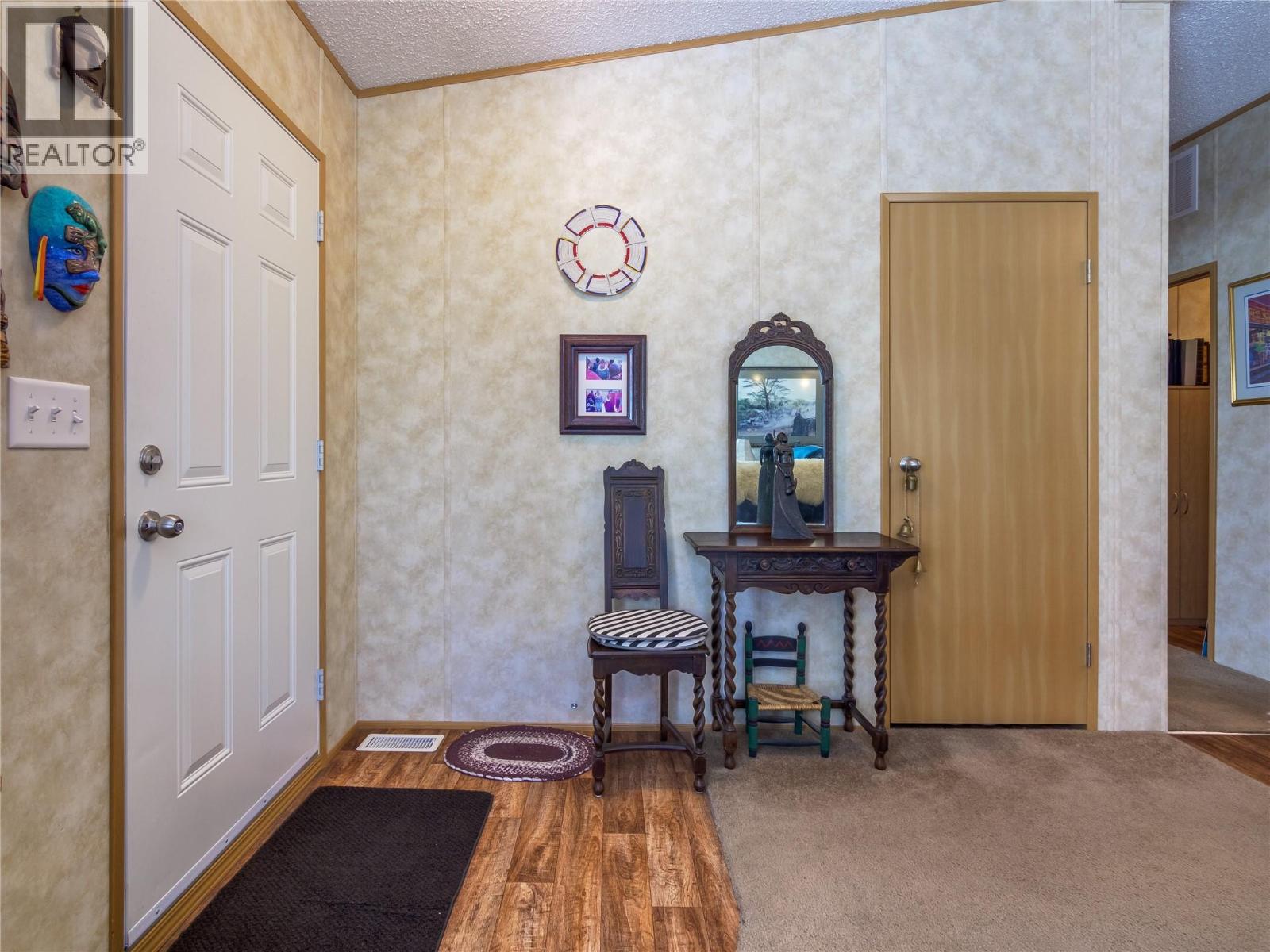 1340 Hwy 3a Highway Unit# 13, Keremeos, British Columbia  V0X 1N4 - Photo 3 - 10379092