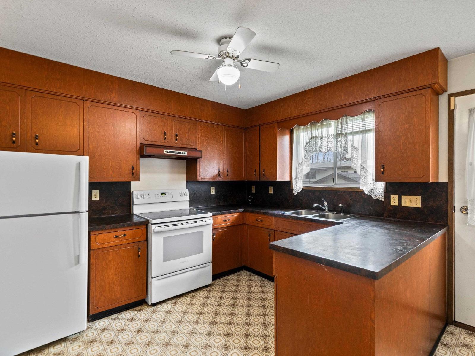 45240 Trutch Avenue, Chilliwack Proper West, Chilliwack, British Columbia  V2P 6V6 - Photo 14 - R3098908