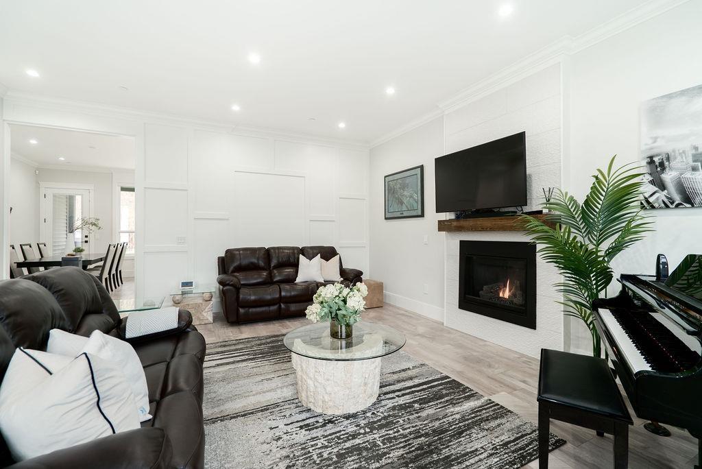 33926 Tooley Place, Mission, British Columbia  V2V 0G5 - Photo 7 - R3098754