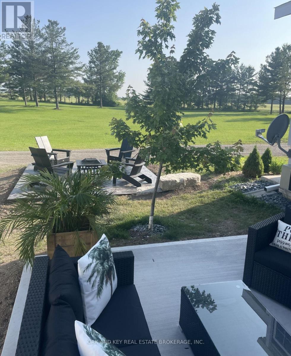 203 - 4838 Switzer Drive, Southwest Middlesex, Ontario  N0L 1A0 - Photo 37 - X12873476