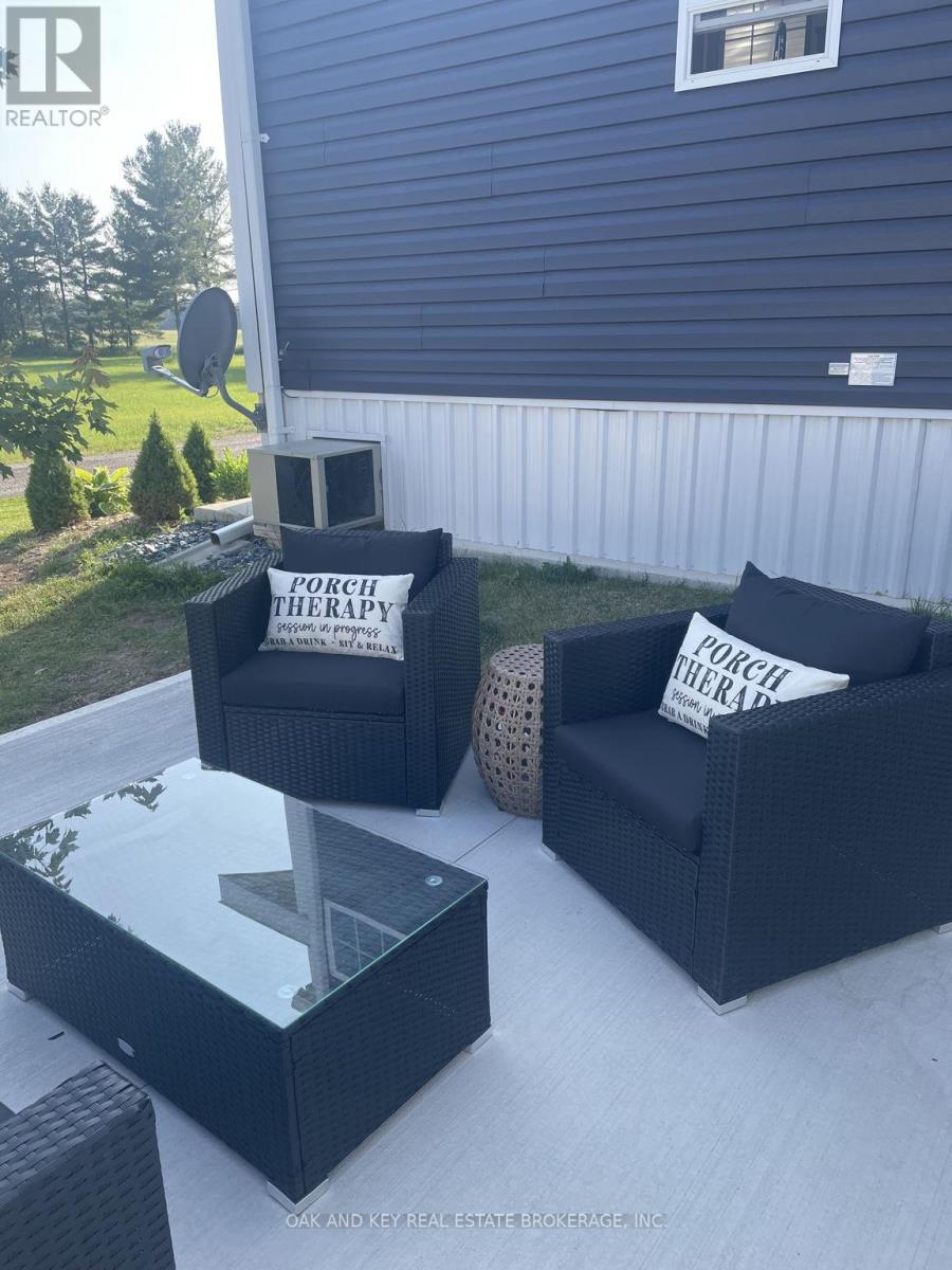 203 - 4838 Switzer Drive, Southwest Middlesex, Ontario  N0L 1A0 - Photo 40 - X12873476