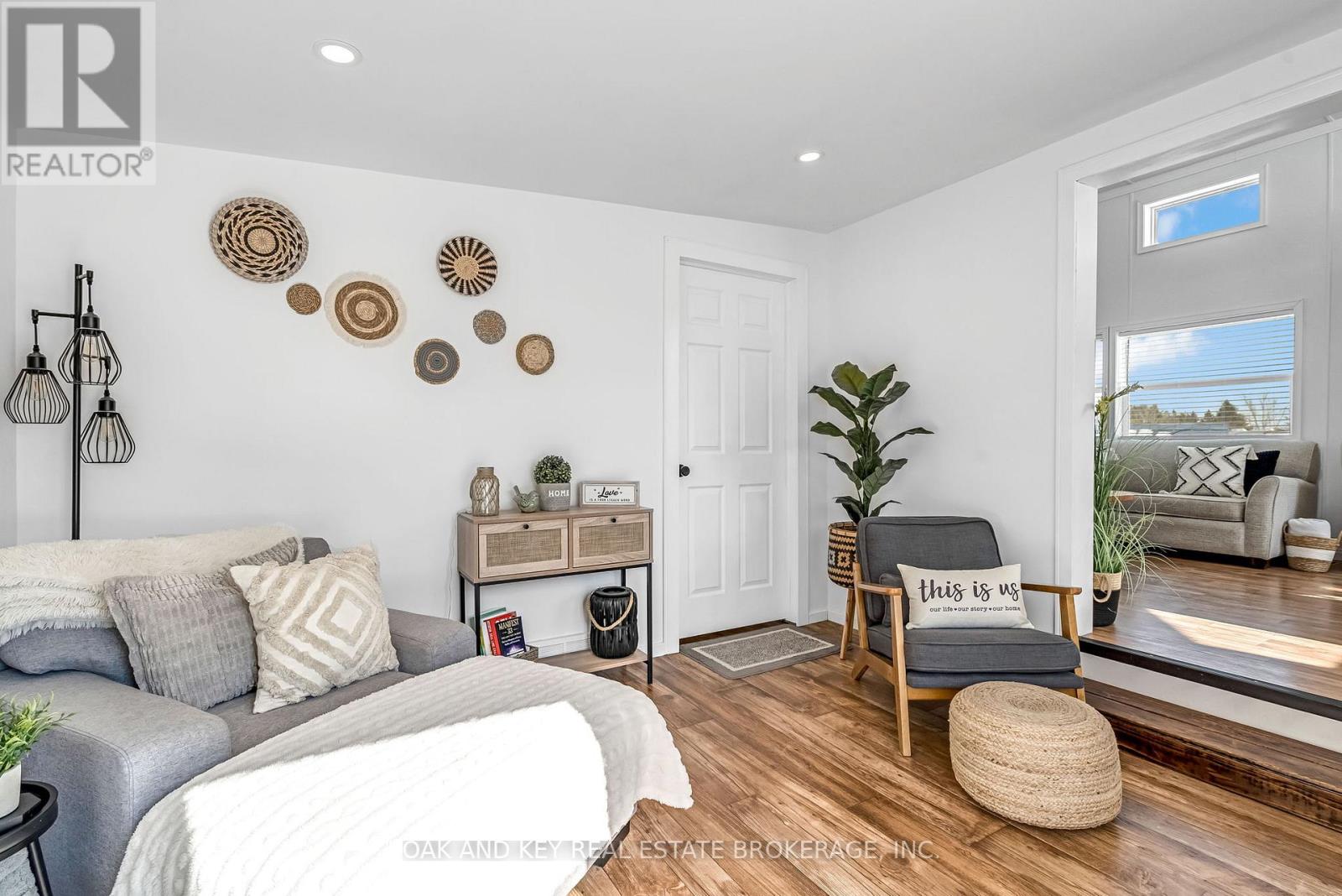 203 - 4838 Switzer Drive, Southwest Middlesex, Ontario  N0L 1A0 - Photo 7 - X12873476