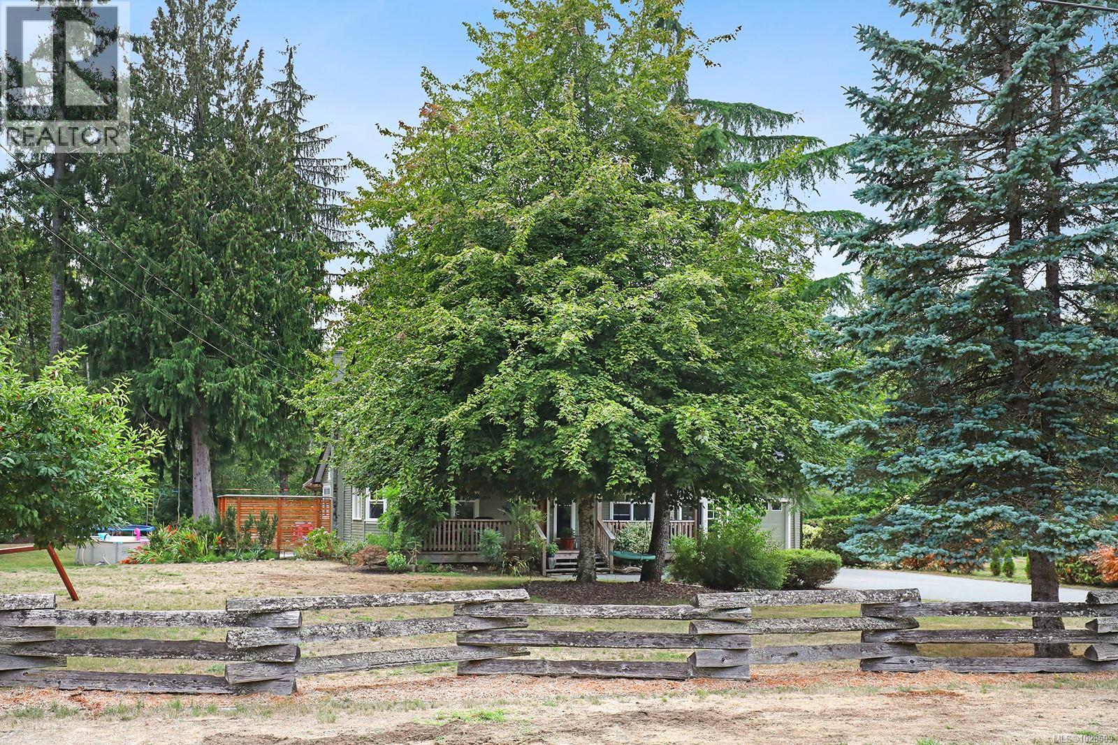 3775 Roy Creek Rd, Royston, British Columbia  V0R 2V0 - Photo 20 - 1028599