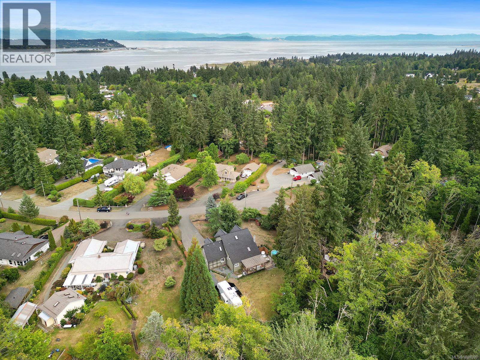 3775 Roy Creek Rd, Royston, British Columbia  V0R 2V0 - Photo 19 - 1028599