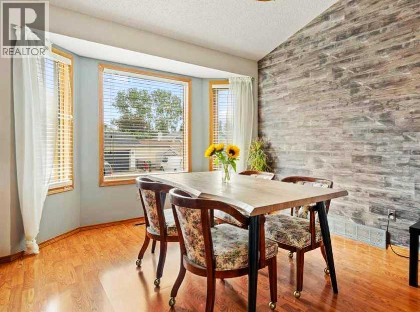 109 Downey Place, Okotoks, Alberta  T1S 1H3 - Photo 4 - A2290943