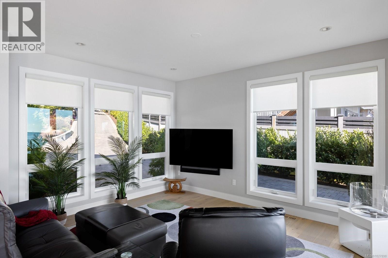 2355 Tryon Rd, North Saanich, British Columbia  V8L 5H8 - Photo 20 - 1027898