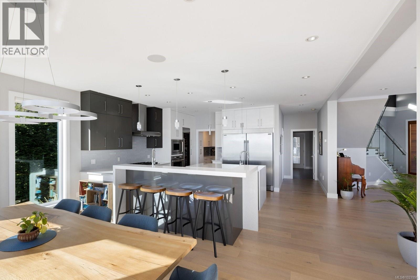 2355 Tryon Rd, North Saanich, British Columbia  V8L 5H8 - Photo 13 - 1027898