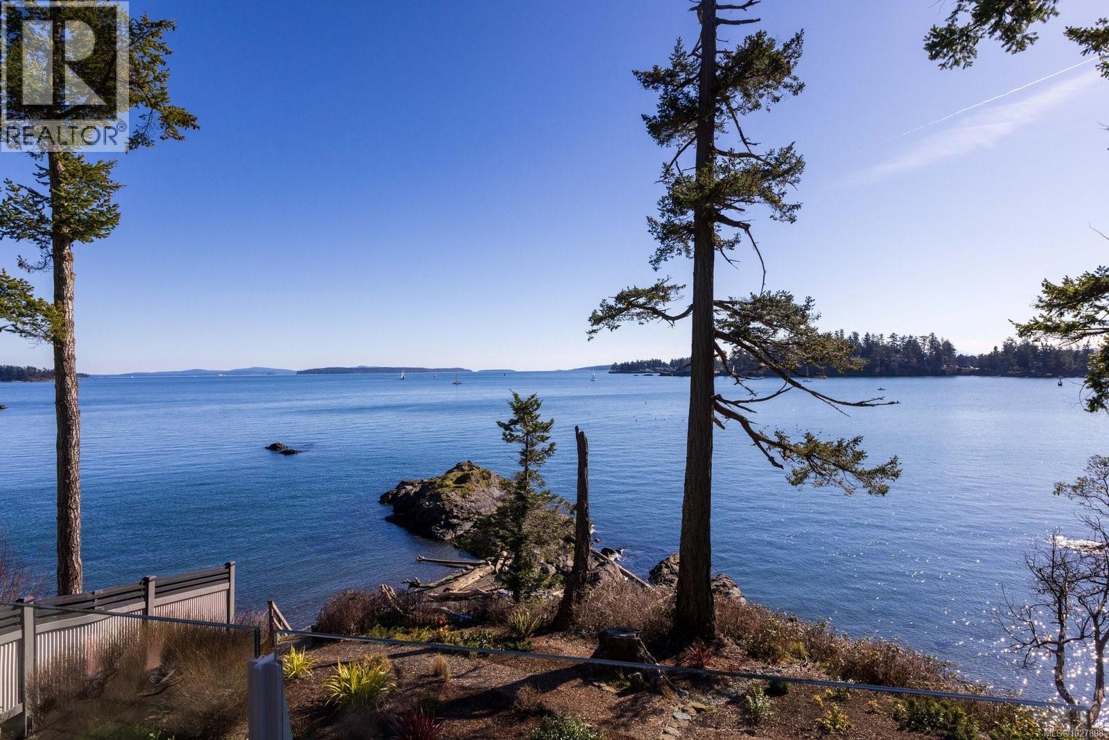 2355 Tryon Rd, North Saanich, British Columbia  V8L 5H8 - Photo 38 - 1027898