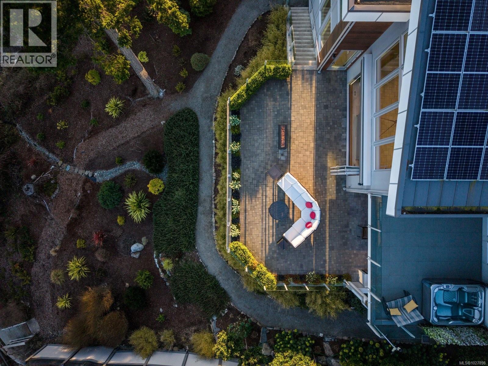 2355 Tryon Rd, North Saanich, British Columbia  V8L 5H8 - Photo 41 - 1027898