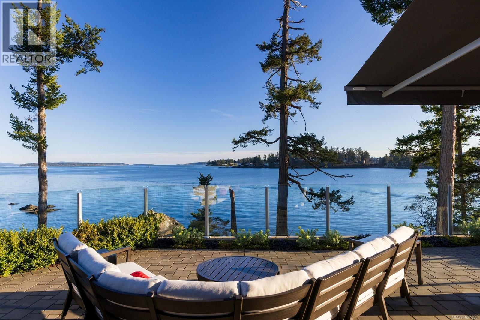 2355 Tryon Rd, North Saanich, British Columbia  V8L 5H8 - Photo 35 - 1027898