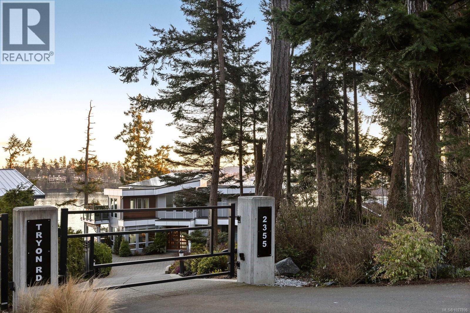 2355 Tryon Rd, North Saanich, British Columbia  V8L 5H8 - Photo 47 - 1027898