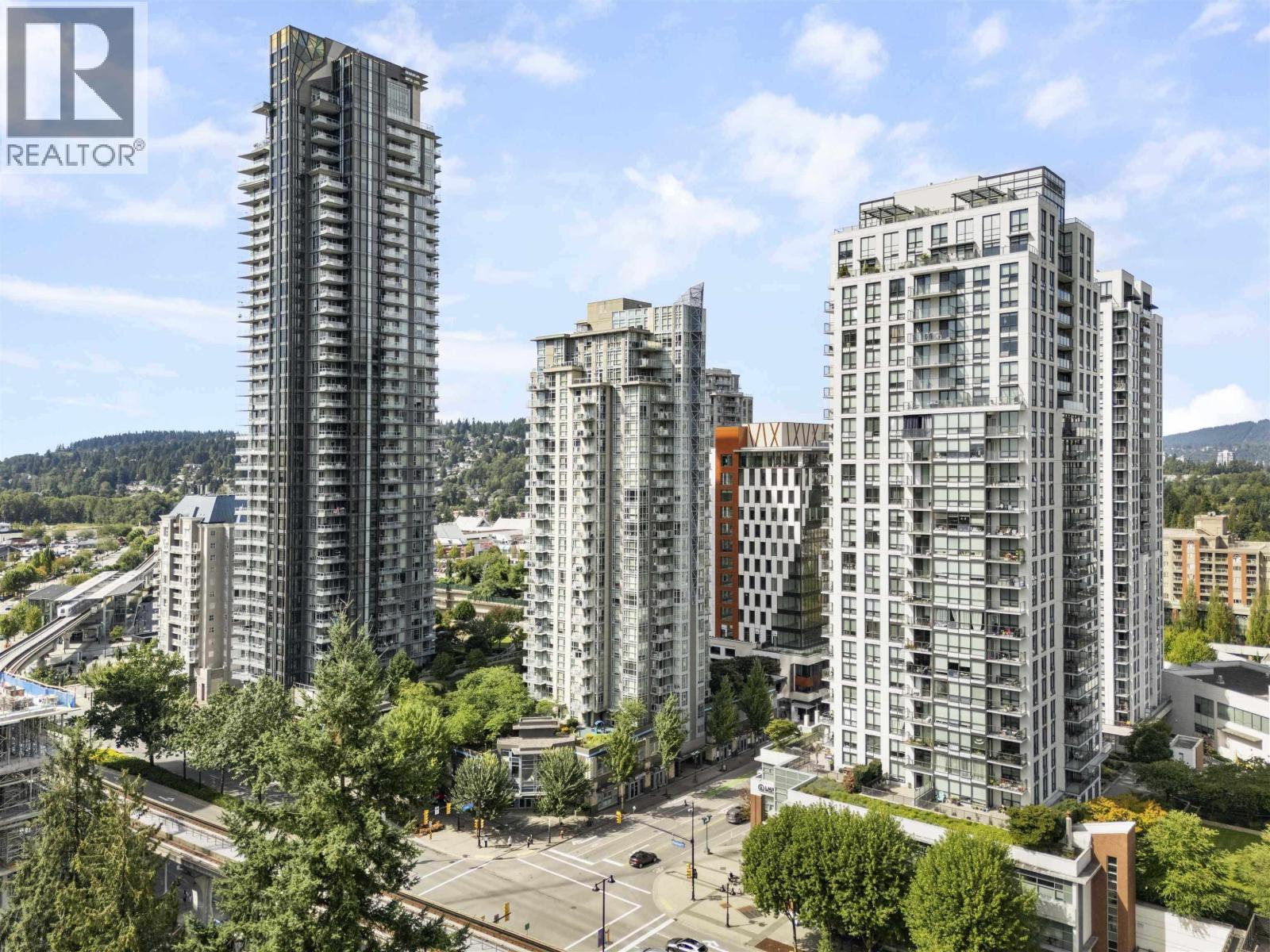 1002 3008 Glen Drive, Coquitlam, British Columbia  V3B 0J5 - Photo 2 - R3098740