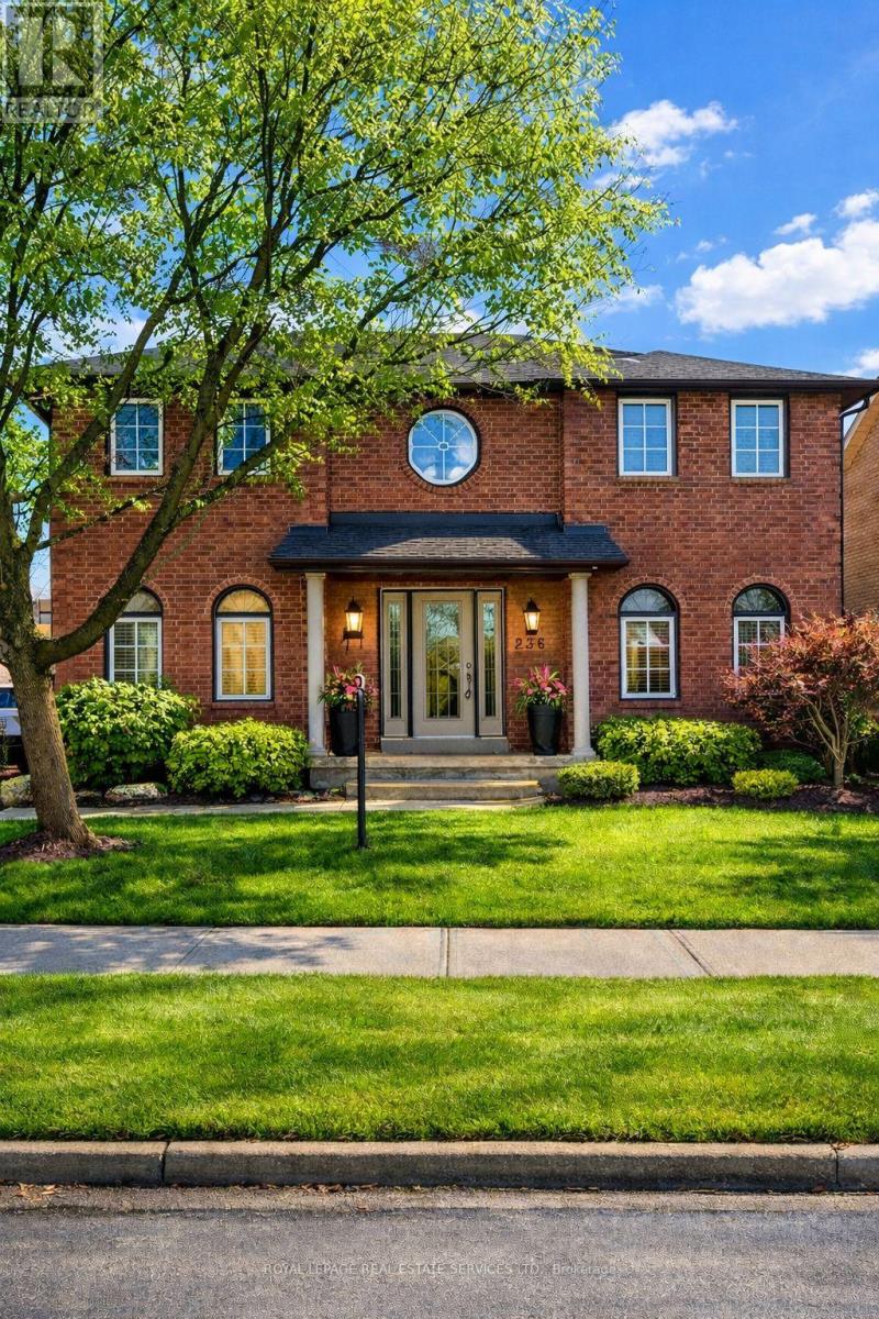 236 O'donoghue Avenue, Oakville, Ontario  L6H 3W6 - Photo 4 - W12742876