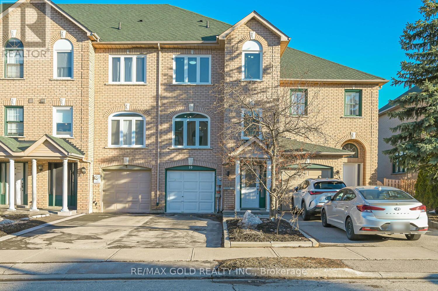 10 Provincial Place, Brampton, Ontario  L6S 6C1 - Photo 2 - W12872380