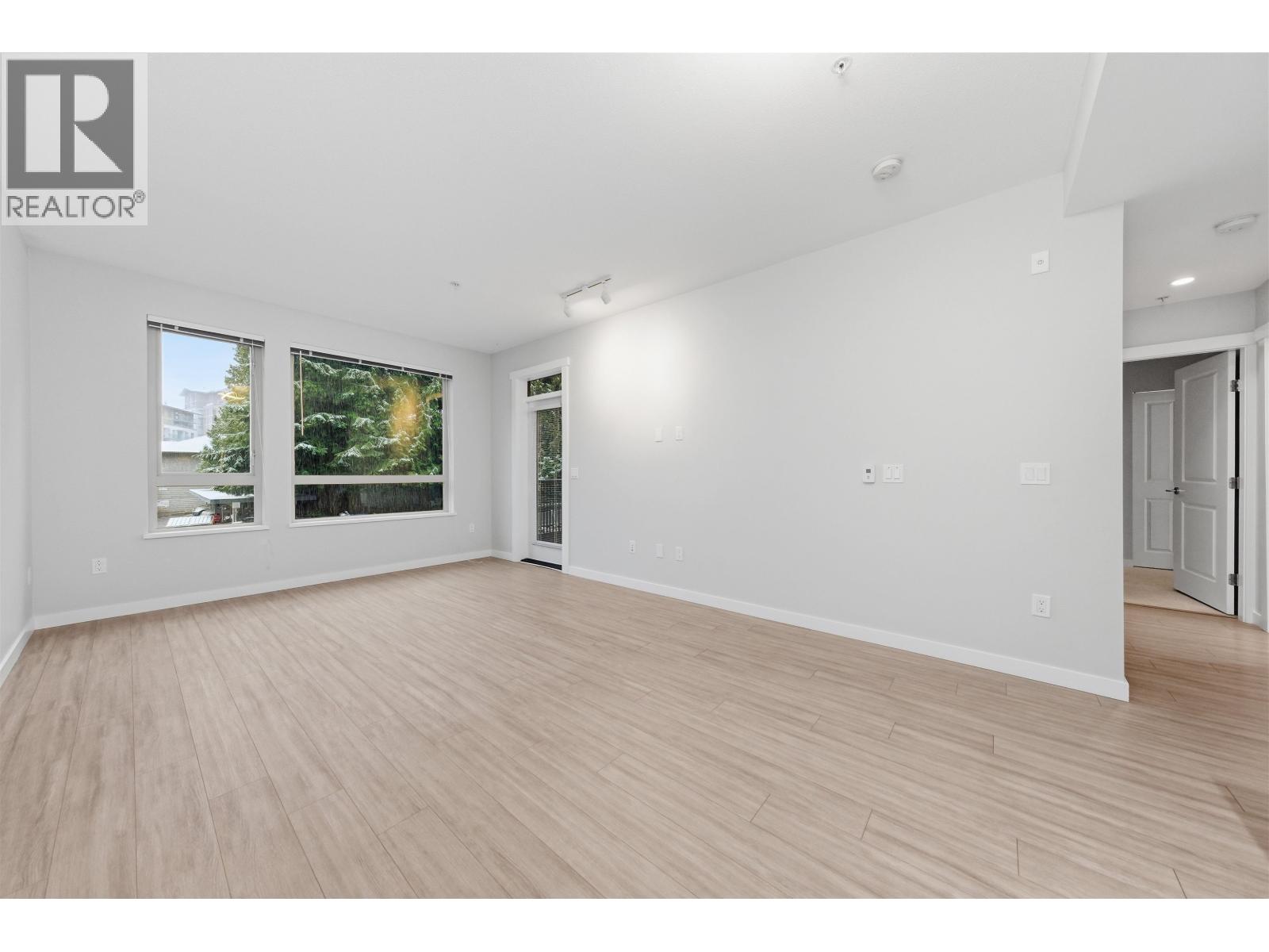 121 2651 Library Lane, North Vancouver, British Columbia  V7J 0C1 - Photo 7 - R3098957