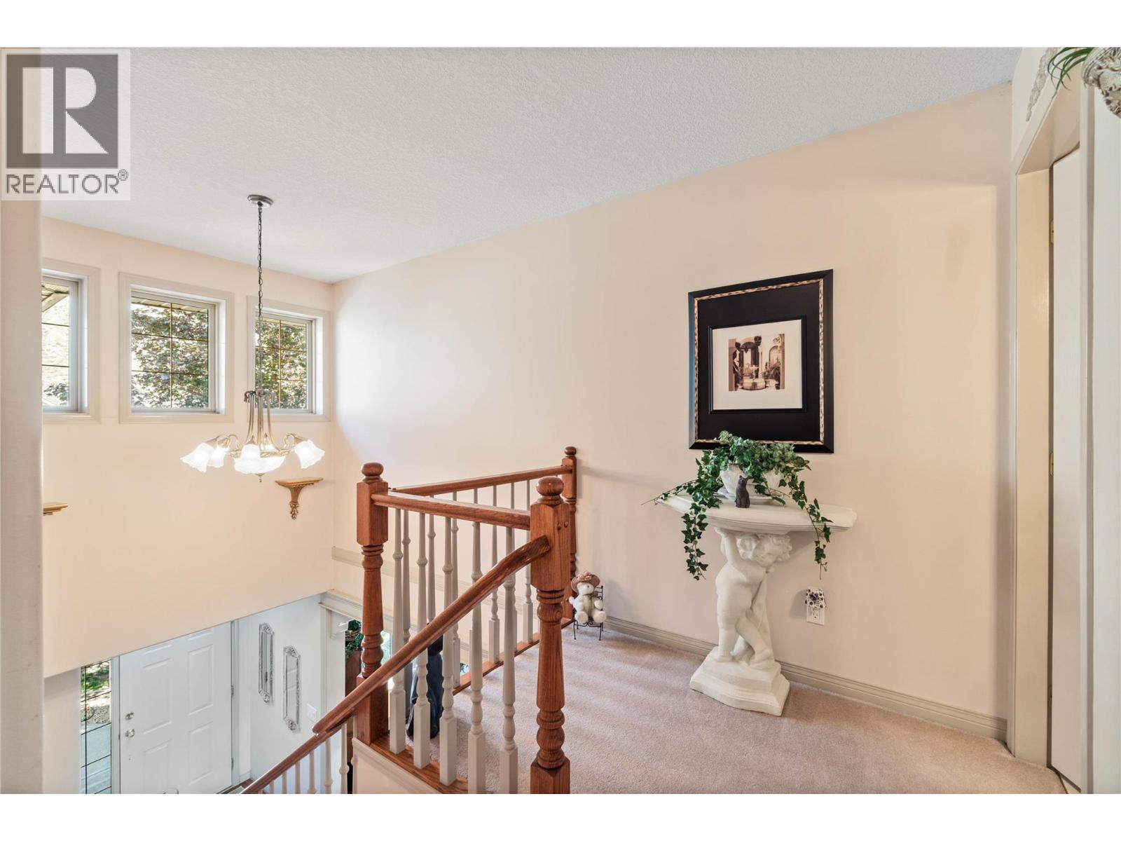 3689 Navatanee Drive, Kamloops, British Columbia  V2H 1S1 - Photo 16 - 10378034