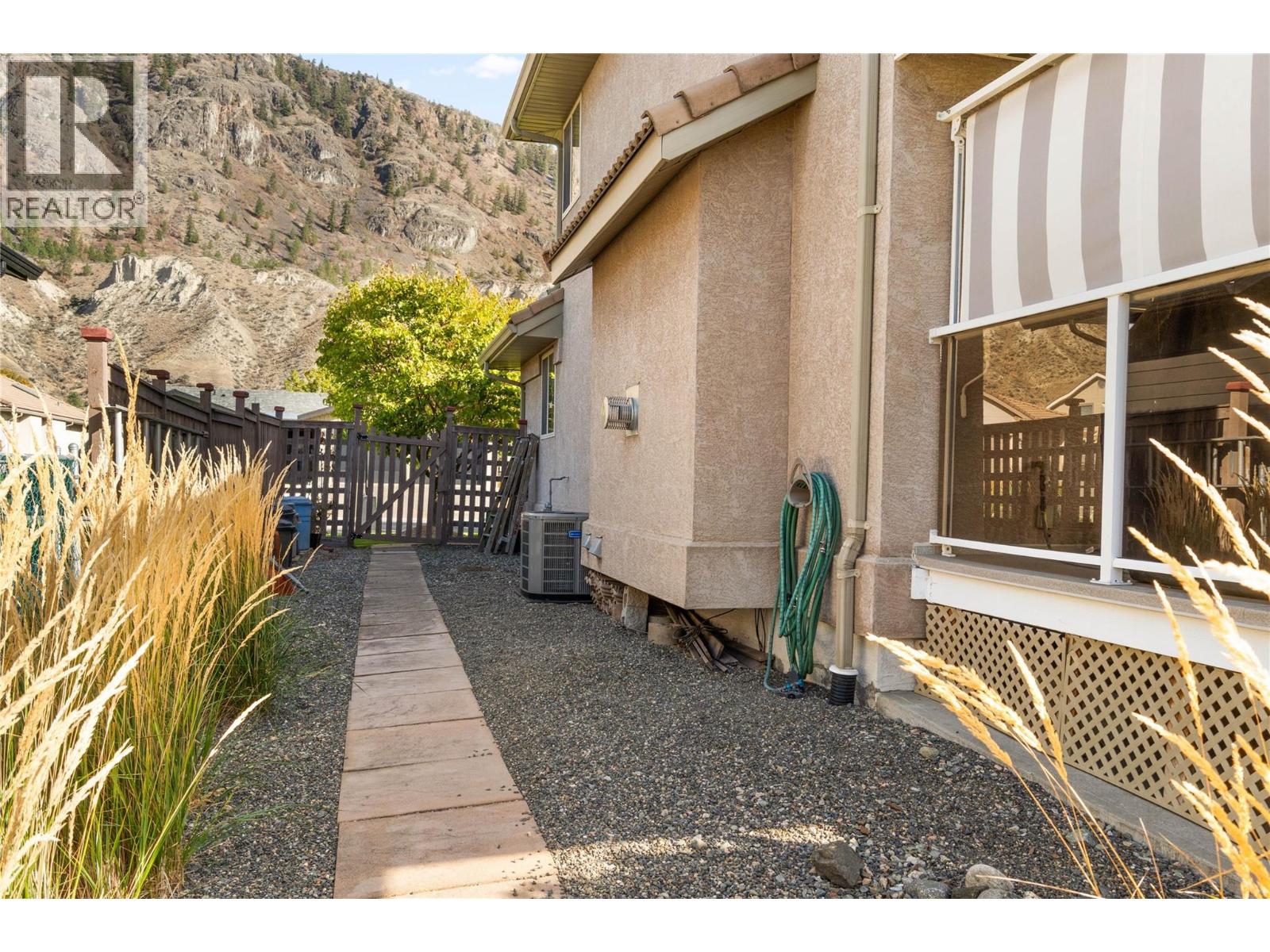 3689 Navatanee Drive, Kamloops, British Columbia  V2H 1S1 - Photo 29 - 10378034