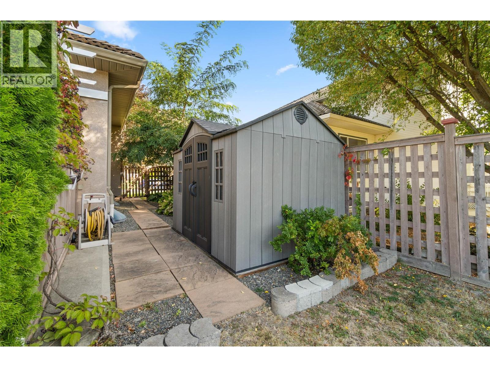 3689 Navatanee Drive, Kamloops, British Columbia  V2H 1S1 - Photo 31 - 10378034