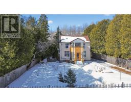 17 Phipps Street, Gore Bay, Ontario