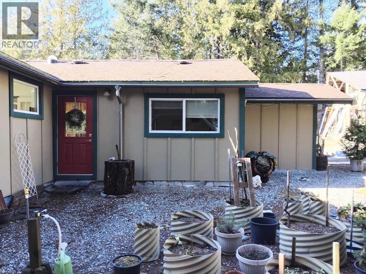 10484 In-Shuck-Ch Forest Service Road, Mount Currie, British Columbia  V0N 2K0 - Photo 6 - R3098966