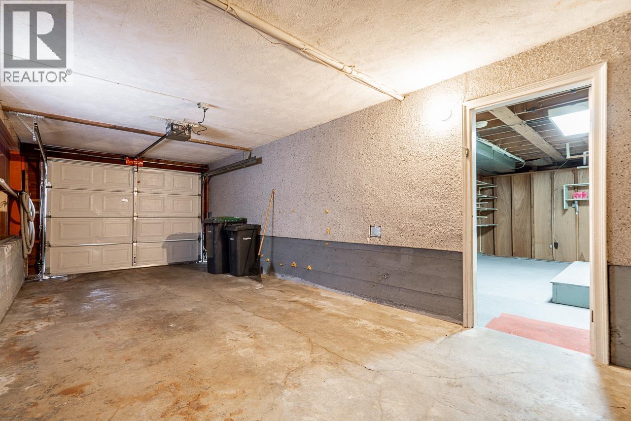 2293 Warrenton Avenue, Coquitlam, British Columbia  V3K 3M4 - Photo 29 - R3098979