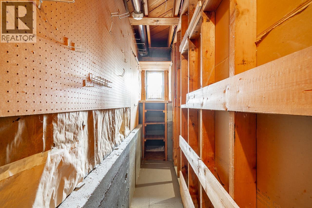 2293 Warrenton Avenue, Coquitlam, British Columbia  V3K 3M4 - Photo 30 - R3098979