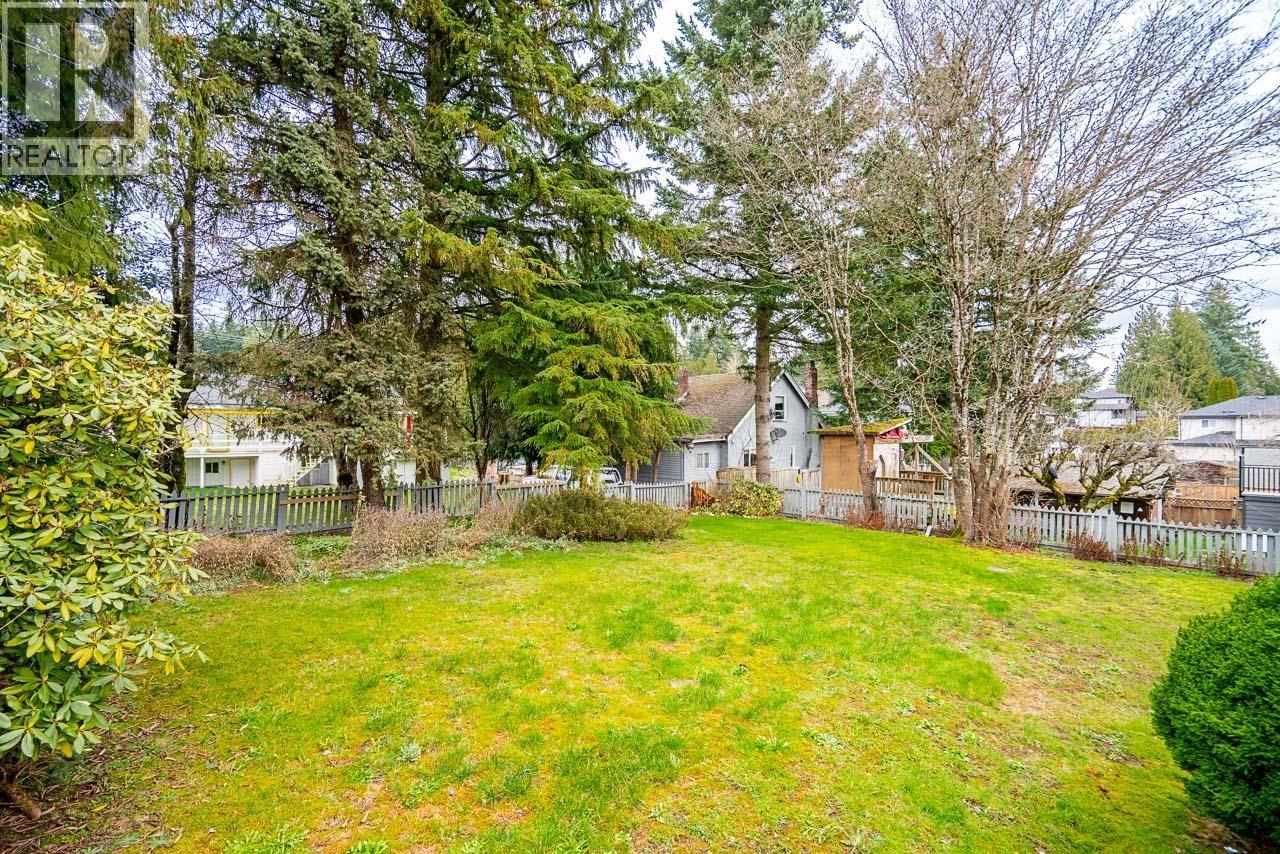 2293 Warrenton Avenue, Coquitlam, British Columbia  V3K 3M4 - Photo 9 - R3098979