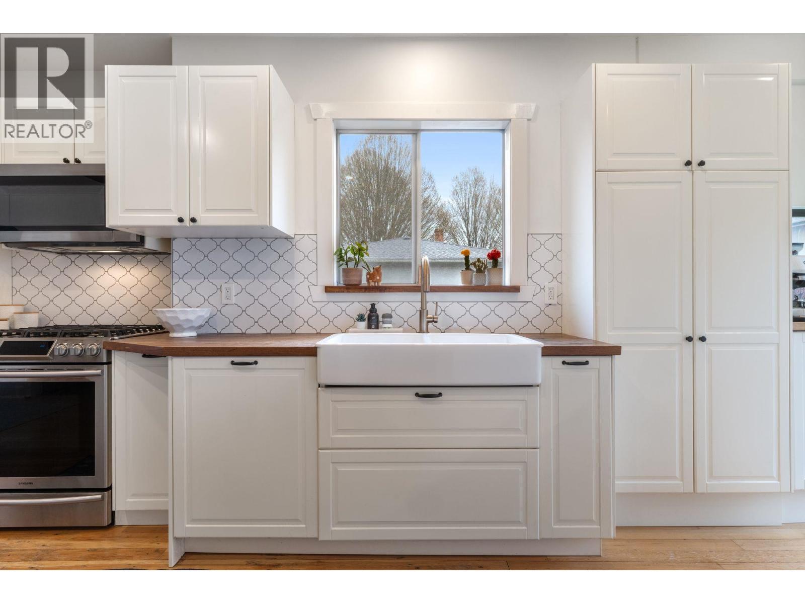 2156 E Pender Street, Vancouver, British Columbia  V5L 1X2 - Photo 13 - R3098984