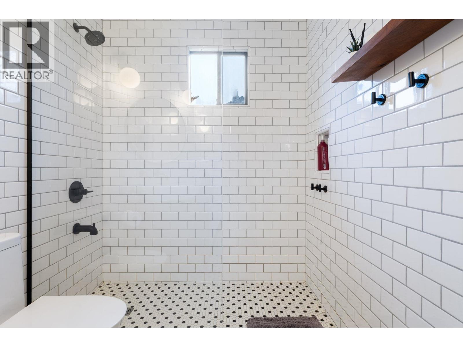 2156 E Pender Street, Vancouver, British Columbia  V5L 1X2 - Photo 21 - R3098984