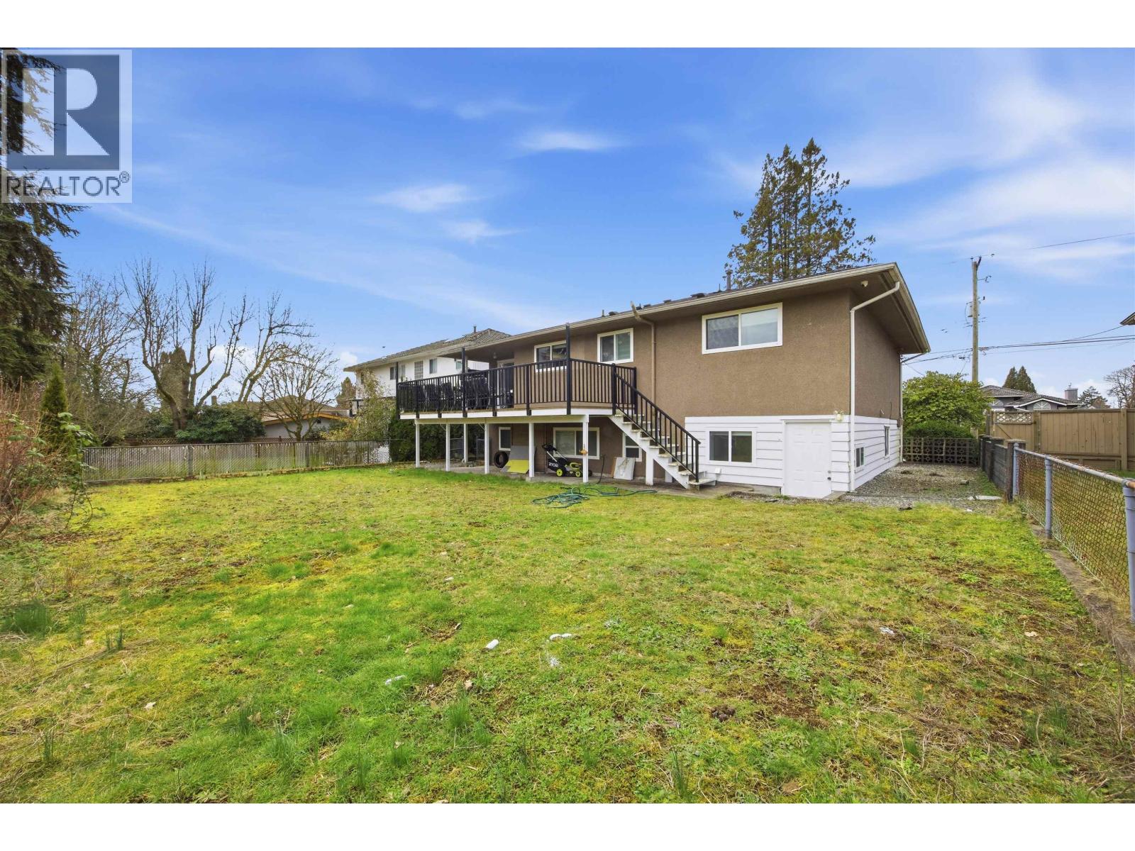 Upper & Lower 1106 Duthie Avenue, Burnaby, British Columbia  V5A 2R4 - Photo 26 - R3098960