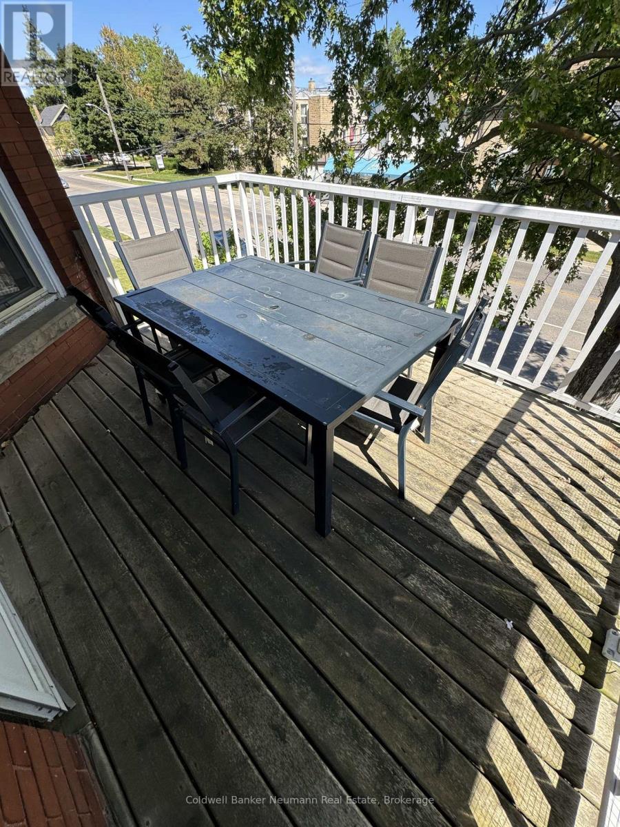 Upper - 376 Woolwich Street, Guelph (Exhibition Park), Ontario  N1H 3W7 - Photo 22 - X12873478