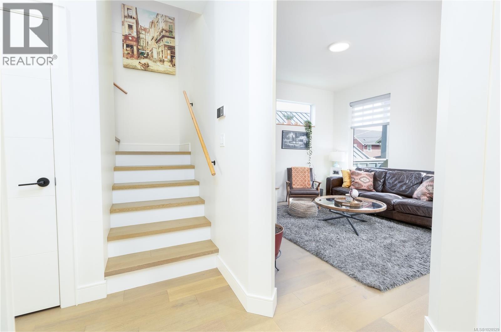 2746 Penrith Ave, Cumberland, British Columbia  V0R 1S0 - Photo 8 - 1028529