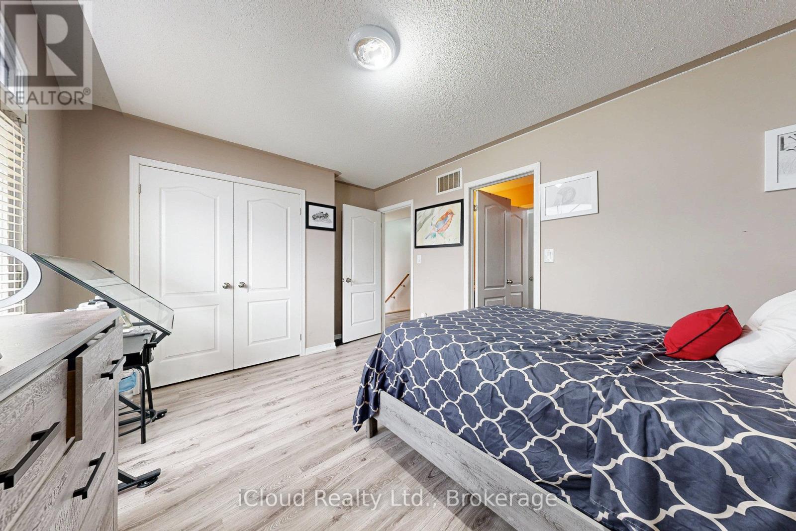 6 Mt Pleasant Avenue, Whitby (Blue Grass Meadows), Ontario  L1N 0C8 - Photo 25 - E12873508