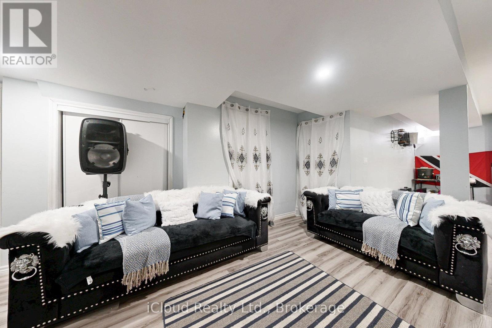 6 Mt Pleasant Avenue, Whitby (Blue Grass Meadows), Ontario  L1N 0C8 - Photo 42 - E12873508