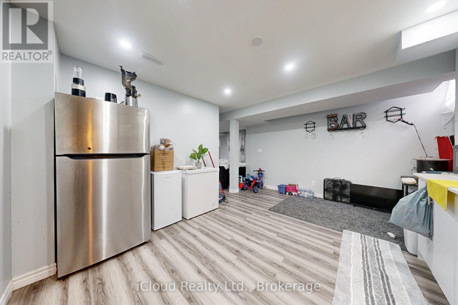 6 Mt Pleasant Avenue, Whitby (Blue Grass Meadows), Ontario  L1N 0C8 - Photo 46 - E12873508