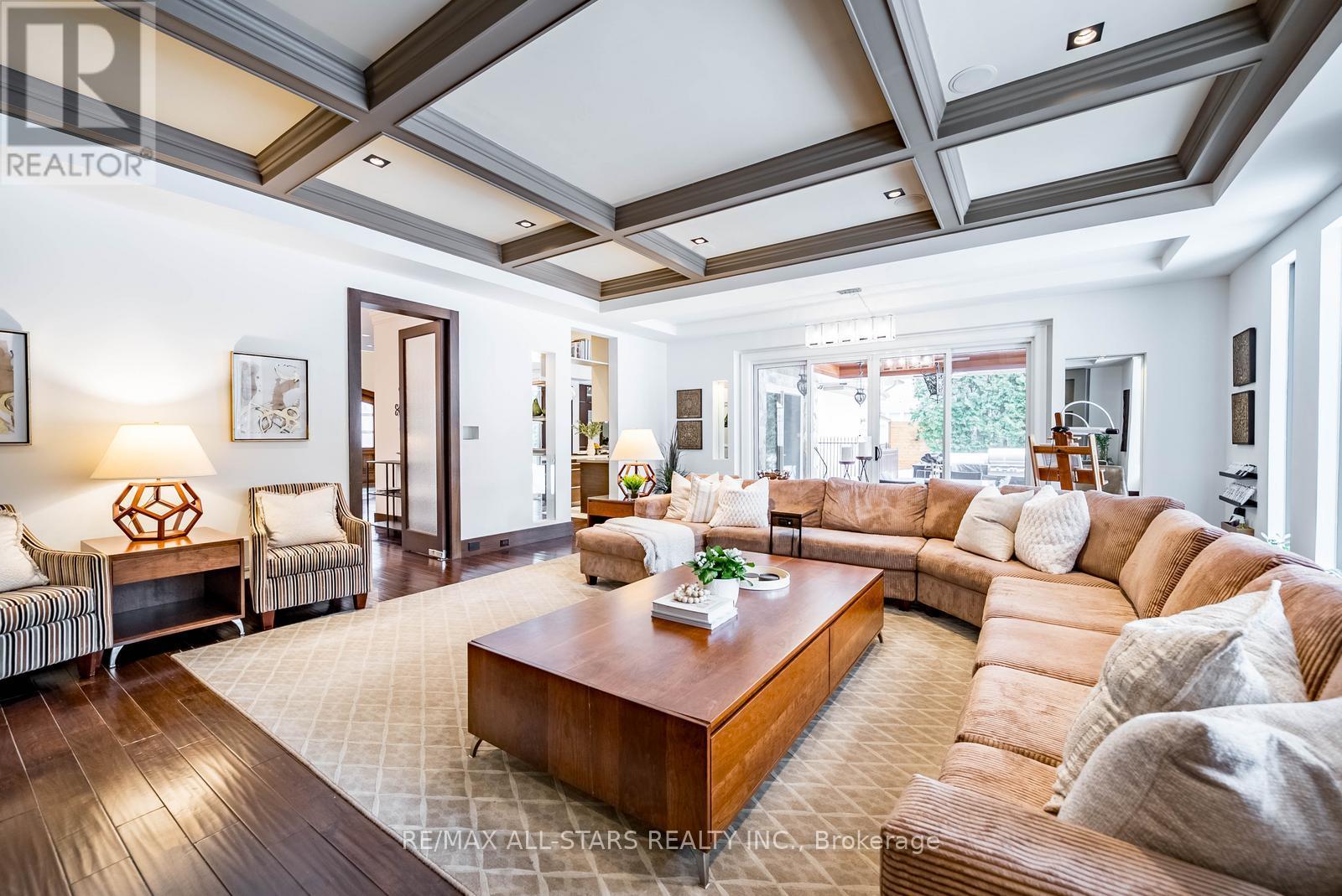 32 Wembley Avenue, Markham, Ontario  L3R 2A9 - Photo 12 - N12873414