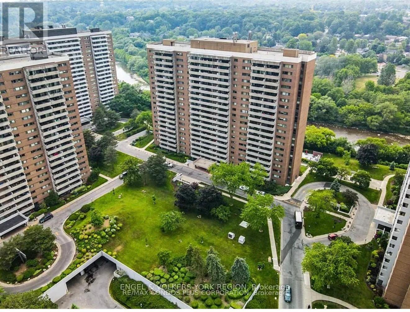 1605 - 260 SCARLETT ROAD, Toronto, Ontario